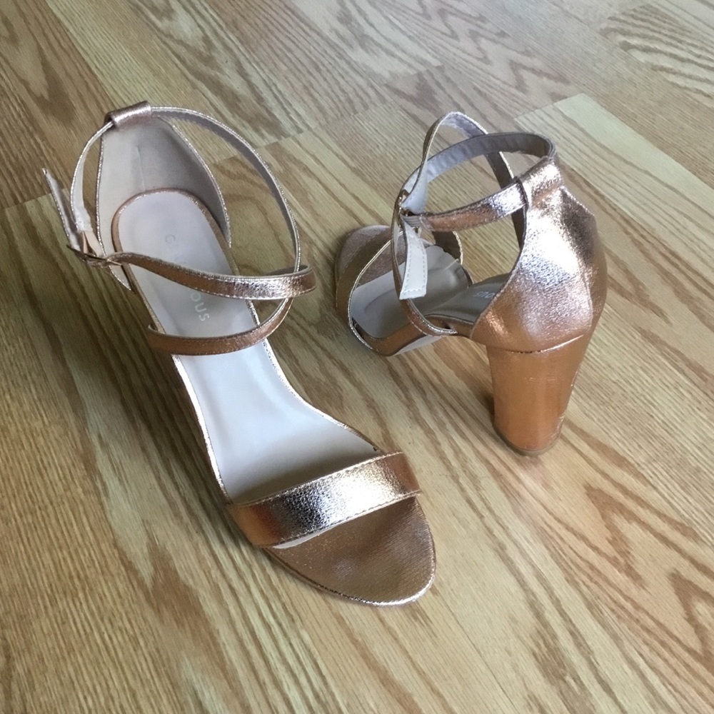 Metallic rose gold bridal bridesmaid sandals